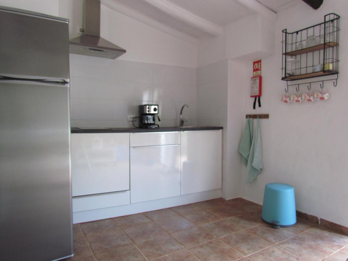 Nova Alofa Holiday Home Моншики Экстерьер фото
