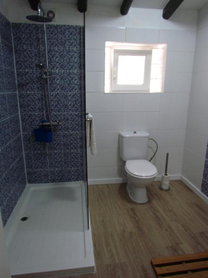 Nova Alofa Holiday Home Моншики Экстерьер фото