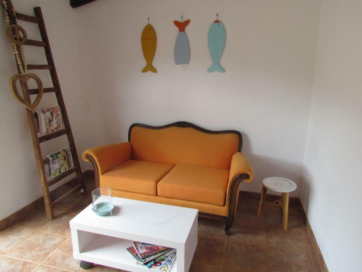 Nova Alofa Holiday Home Моншики Экстерьер фото