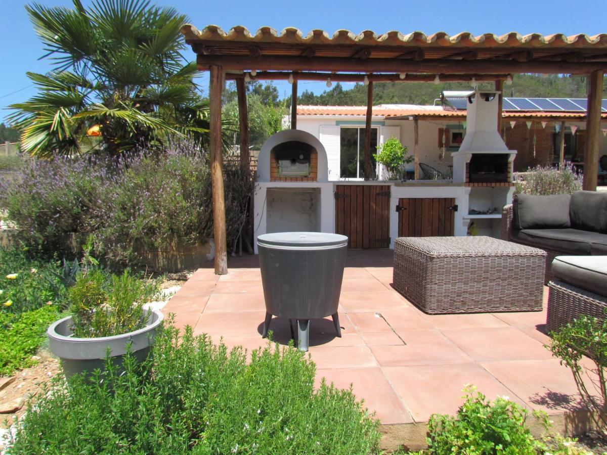 Nova Alofa Holiday Home Моншики Экстерьер фото